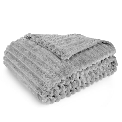 Lee más sobre el artículo 📣 Aomig Manta Sofa de Felpa de Conejo Grande, 200cmx150cm Mantas par