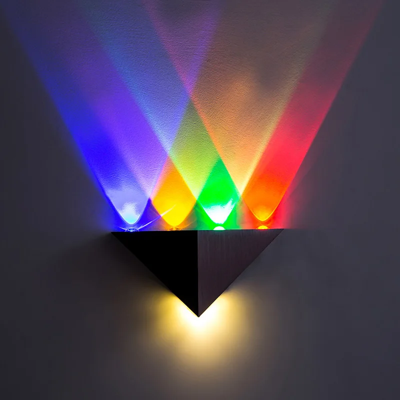 Lee más sobre el artículo Lámpara de pared Led triangular moderna, de alta potencia AC90-265V,