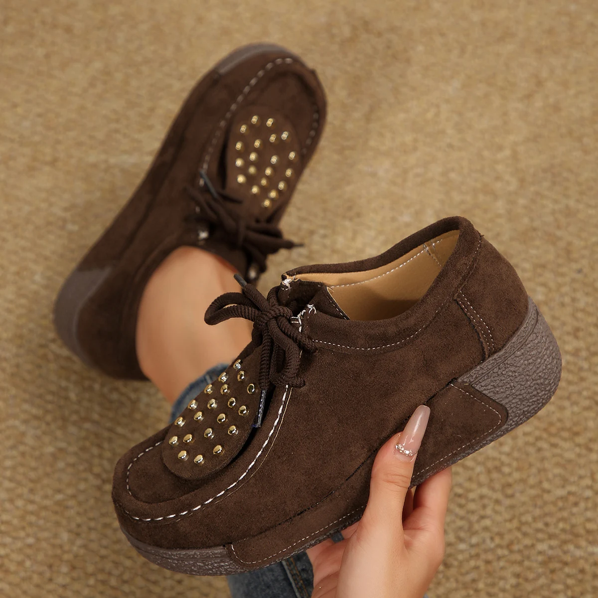 Lee más sobre el artículo Nuevas zapatillas cómodas blancas para mujer, zapatos informales con