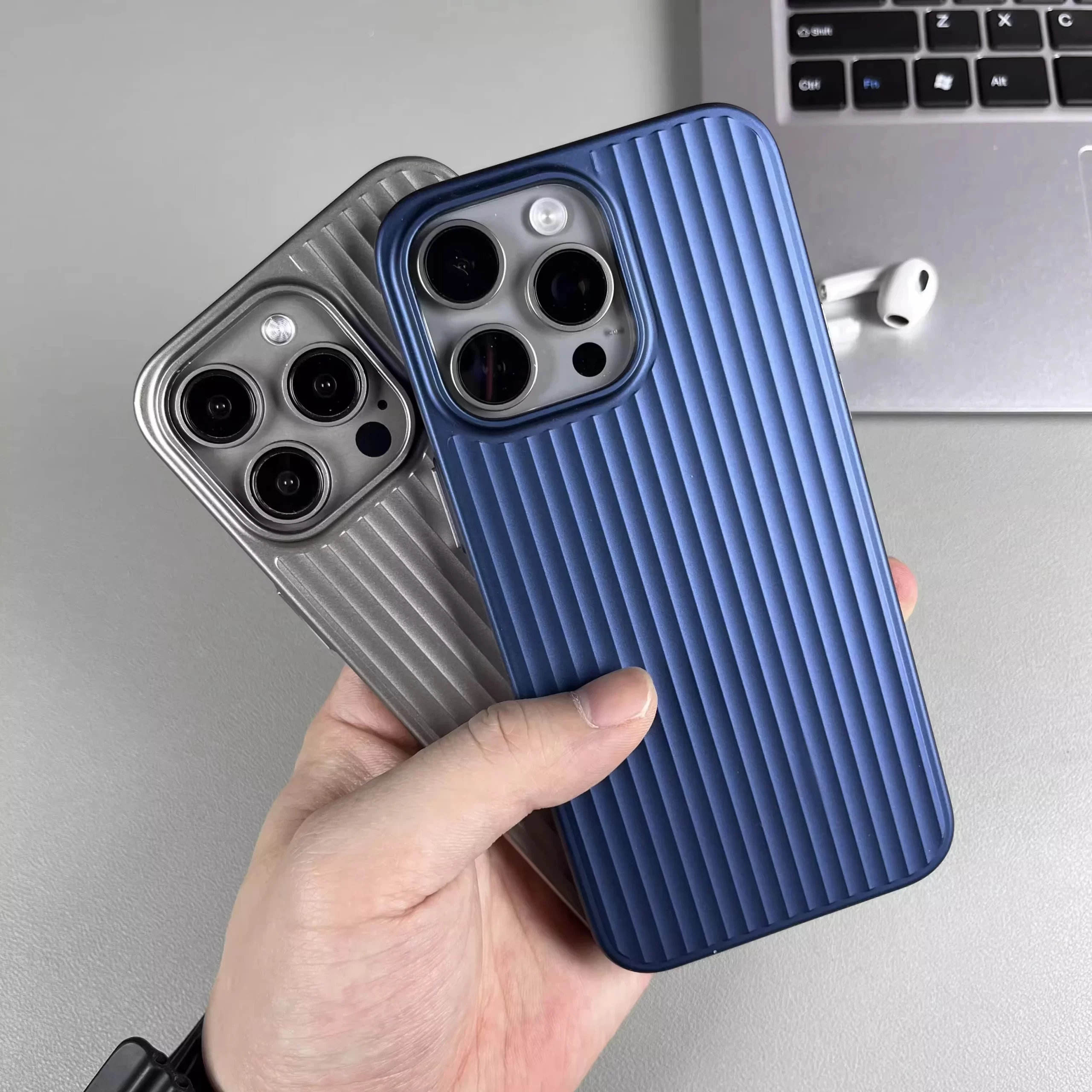 Lee más sobre el artículo Funda de teléfono con ondas curvadas para iphone 16, 15, 14, plus, 1