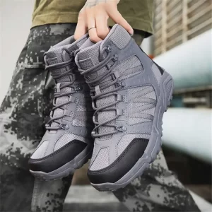 Lee más sobre el artículo Botas de tubo color crema Zapatos de caballero Tacones Zapatos de ma
