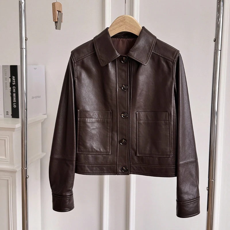 Lee más sobre el artículo Chaquetas de cuero genuino con solapa de estilo británico para mujer